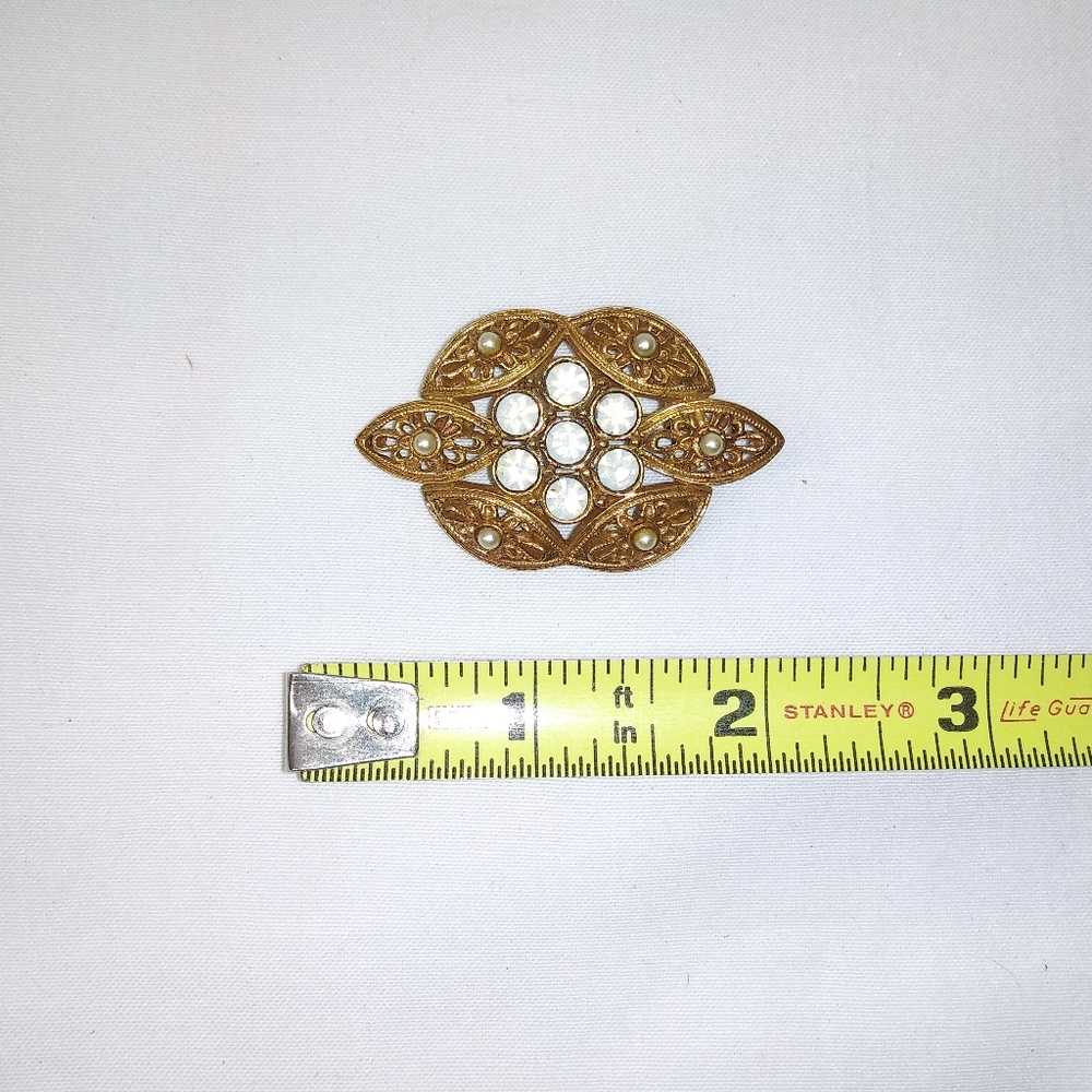 Sarah Coventry brooch